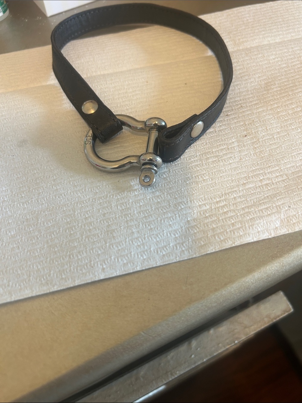 Black double wrap with toggle